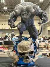 Synq lab. berserk usato  Spedire a Italy
