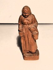 Holzfigur geschnitzt bäuerin gebraucht kaufen  Berlin