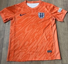 Men nike orange for sale  BASILDON