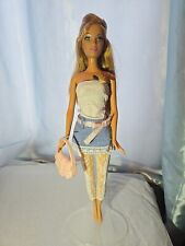2006 barbie fashion d'occasion  Expédié en Belgium