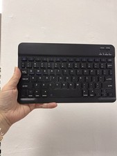 Tastiera bluetooth ricaricabil usato  Torino
