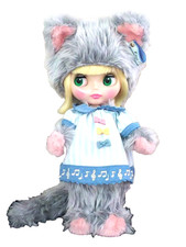 Figurine poupée neo d'occasion Figurine poupée neo d'occasion  Expédié en France