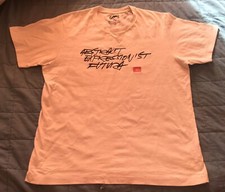Uniqlo futura shirt usato  Italia