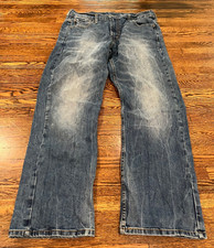 Levi jeans men for sale  Minneapolis