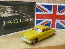 Jaguar jaune 43 d'occasion  Le Beausset