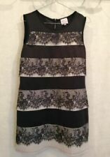 Robe noire dentelle d'occasion  Bourg-de-Thizy