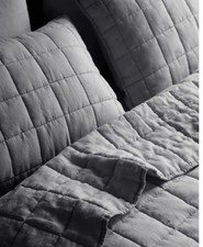 NOVO SEM ETIQUETAS CAIXA DE LINHO EUROPEIA MARMELO COLCHA SOMENTE KING/CAL KING CARVÃO US$ 179 comprar usado NOVO SEM ETIQUETAS CAIXA DE LINHO EUROPEIA MARMELO COLCHA SOMENTE KING/CAL KING CARVÃO US$ 179 comprar usado  Enviando para Brazil