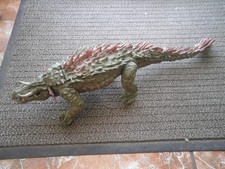 Figurine crocodile géant d'occasion  Saint-Quentin