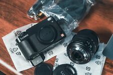 Używany, Panasonic Lumix L1 + Leica D Vario-Elmarit 14-50mm f/2.8-3.5 Lens – Mint, Boxed na sprzedaż  PL