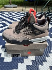 Size 9.5 jordan d'occasion  Expédié en Belgium