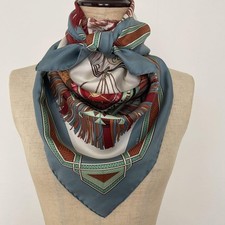 Hermes scarf carre90 d'occasion  Expédié en Belgium