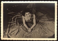 Vestido longo linda mulher menina sorridente abstrato foto antiga 15x10 cm #40024, usado comprar usado  Enviando para Brazil