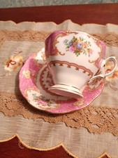 Tazza tè piattino usato  Alcamo