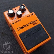 Boss distortion 1985 d'occasion Boss distortion 1985 d'occasion  Expédié en France