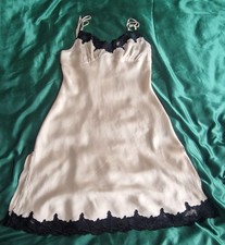 Senza chemise nightie for sale Senza chemise nightie for sale  DERBY