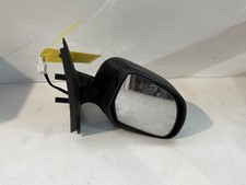 Specchietto retrovisore destro usato Specchietto retrovisore destro usato  Italia