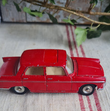 Ancienne voiture dinky d'occasion  Le Poinçonnet