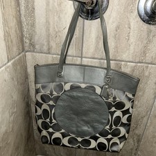 Coach womens laura for sale  Largo