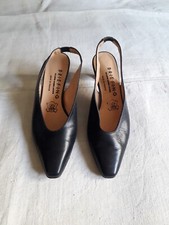 Chaussures noire cuir d'occasion  Champs-sur-Marne