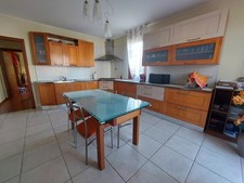 Cucina angolare componibile usato  Vo