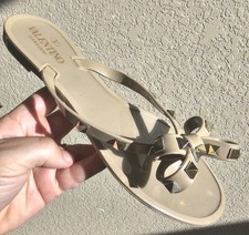 Edição Limitada Rara Valentino Rock Stud Bow Flip-flop Sandálias 8.5 EUA - Luxo comprar usado  Enviando para Brazil