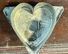 Nice antique heart for sale  Yarmouth Port