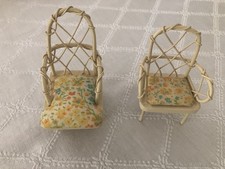Cadeiras de vime artesanais 2 off white golfinho originais Robert Bernhard casa de bonecas  comprar usado  Enviando para Brazil