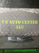 Para-choque dianteiro Ford Focus 2008-2011 grade de barra cromada superior malha 8S43-8200-BGW FABRICANTE DE EQUIPAMENTO ORIGINAL, usado comprar usado  Enviando para Brazil