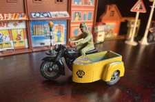 Vintage budgie model for sale Vintage budgie model for sale  LYMINGTON