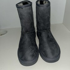 Ugg classic short for sale  Philadelphia