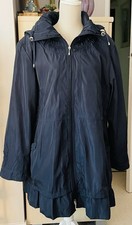 Superbe manteau impermeable d'occasion Superbe manteau impermeable d'occasion  Le Chesnay
