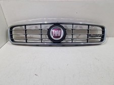 Calandre fiat croma d'occasion  Quettreville-sur-Sienne