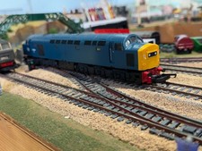 Lima 205187 class for sale  HUNGERFORD