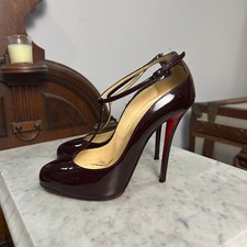 Christian louboutin ditassima d'occasion  Expédié en Belgium
