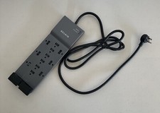 Belkin BE112230-08, tira de alimentação protetora contra sobretensão fina de 12 saídas, tomadas de cabo de 8 pés comprar usado  Enviando para Brazil