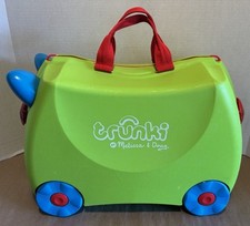 Usado, Mala Trunki Melissa & Doug Kids Ride On Wheeled Bagagem Verde com Chifres Azuis comprar usado  Enviando para Brazil