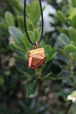 Pendentif alaia chêne d'occasion  Orange