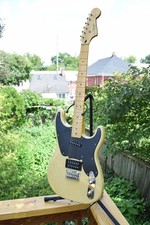 2013 squier vintage d'occasion  Expédié en Belgium