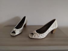 Scarpe donna estive usato  Forlimpopoli