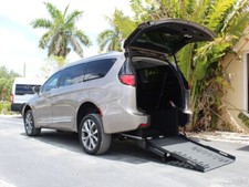 2017 chrysler pacifica for sale  Fort Myers