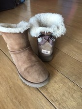 Stivale ugg donna usato  Volpiano