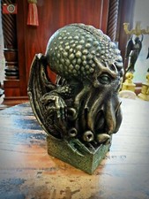 Cthulhu winged octopus usato  Spedire a Italy