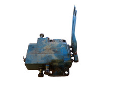 Dual hydraulic valve for sale  Willoughby