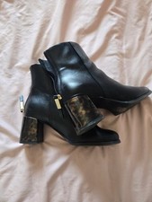 River island wide for sale  CHESTERFIELD