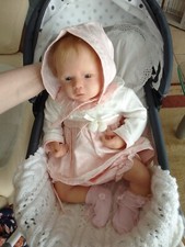 Baby reborn partiellement d'occasion  Roussillon