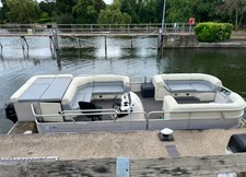 Pontoon boat seats for sale  WREXHAM