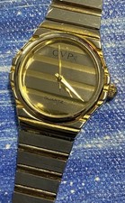 Relógio feminino CVP VIII Euro Runway tom dourado com um design linear exclusivo. 100%, usado comprar usado Relógio feminino CVP VIII Euro Runway tom dourado com um design linear exclusivo. 100%, usado comprar usado  Enviando para Brazil