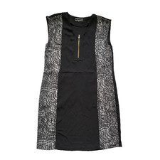 Vestido de escritório basco preto e branco redemoinho sem mangas comprimento do joelho tamanho 12 comprar usado Vestido de escritório basco preto e branco redemoinho sem mangas comprimento do joelho tamanho 12 comprar usado  Enviando para Brazil