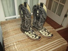 Corral a2405 woman for sale  Hemphill