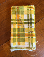 RARO! Tela de pana vintage. Remanente 26" x 44". Amarillo. Verde. Blanco. Naranja. segunda mano  Embacar hacia Mexico